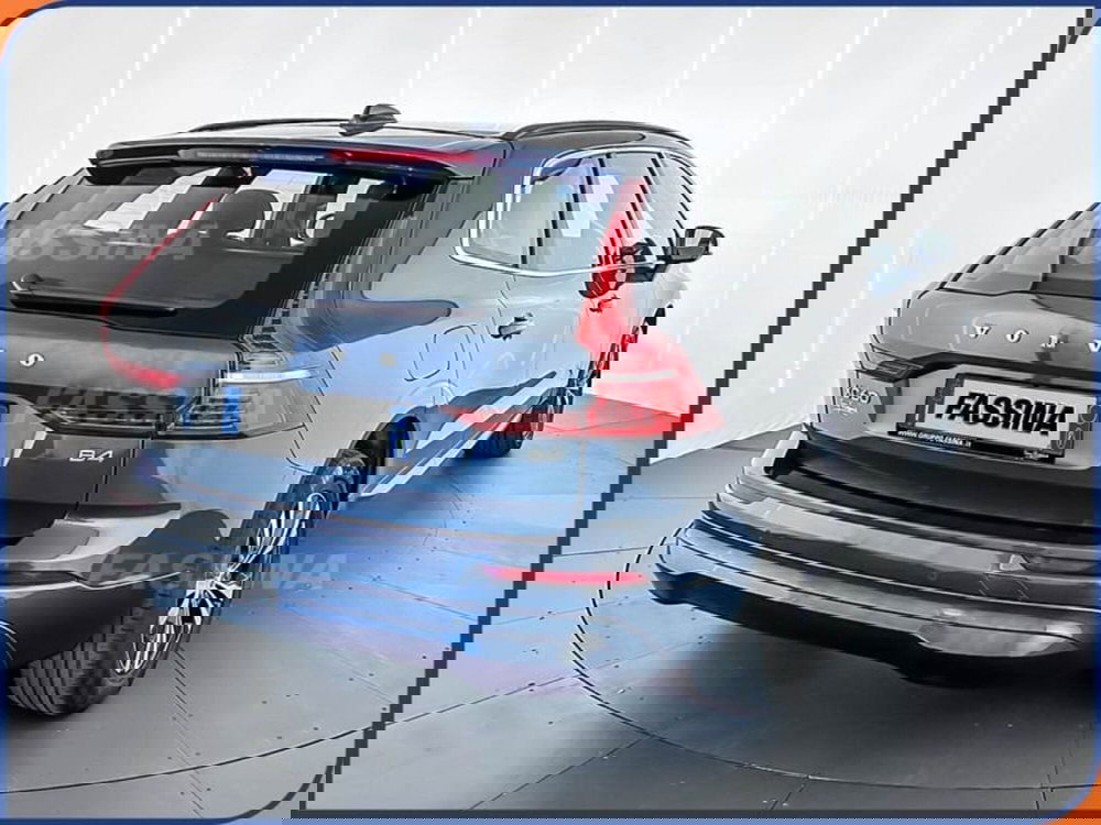 Volvo XC60 usata a Milano (6)