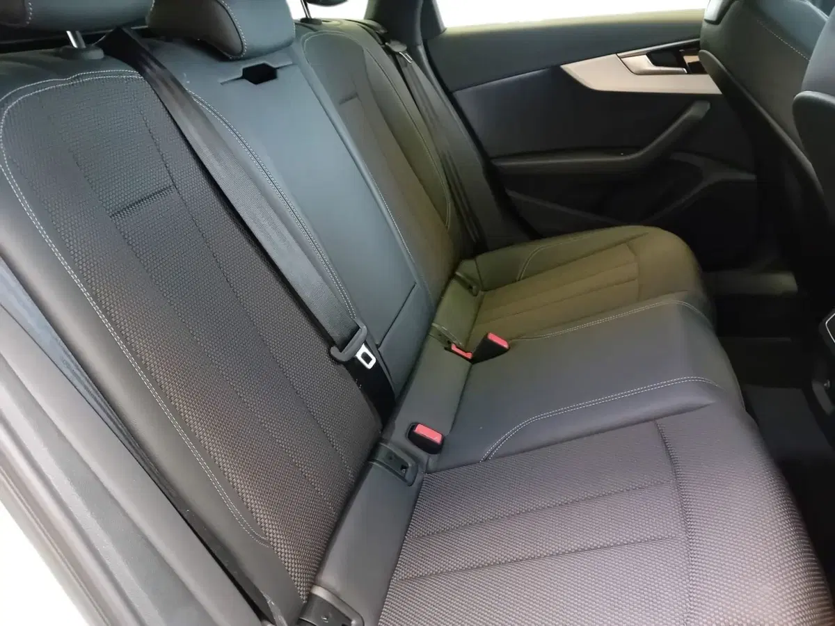 Audi A4 Avant usata a Bari (15)