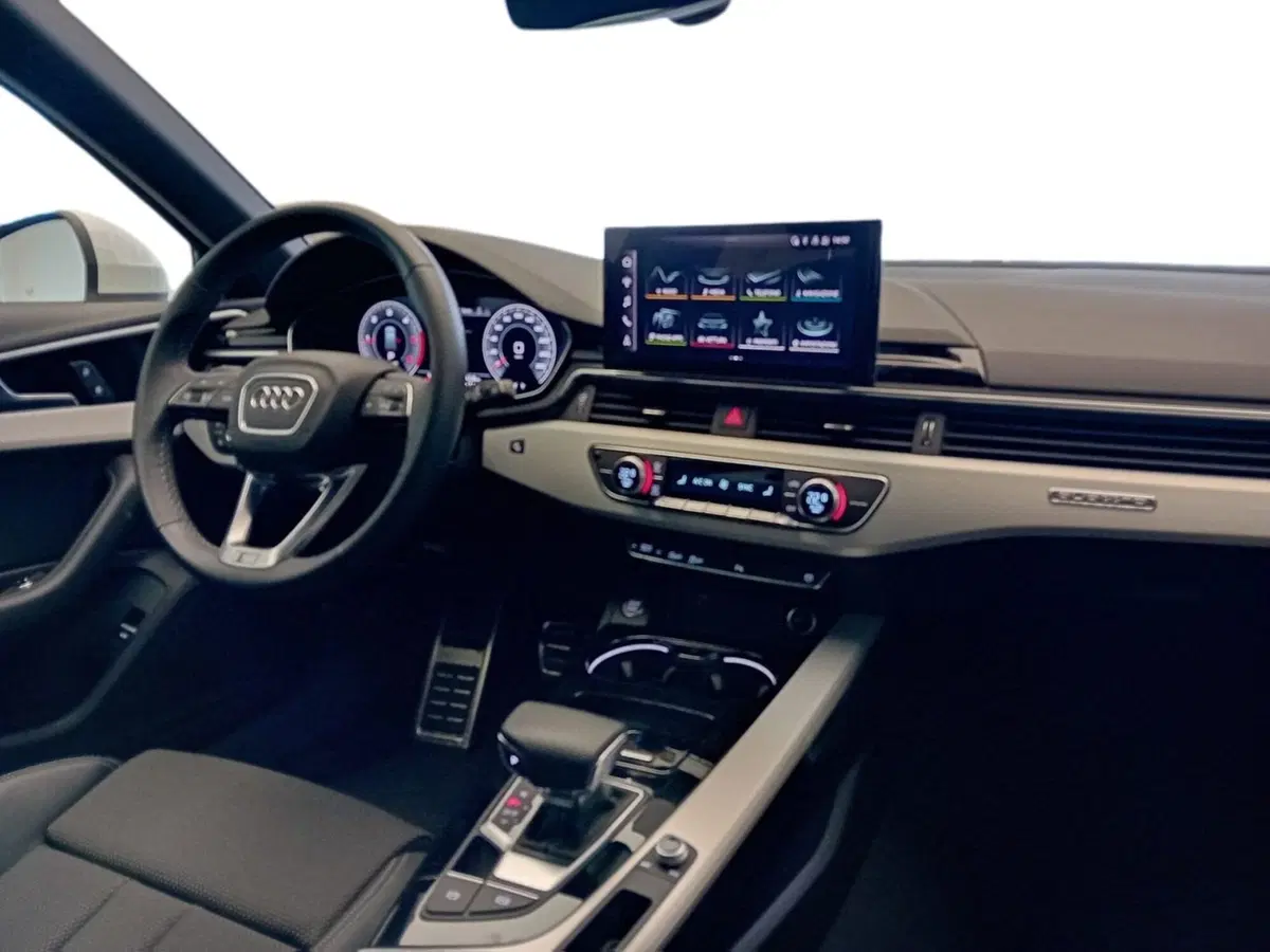 Audi A4 Avant usata a Bari (4)