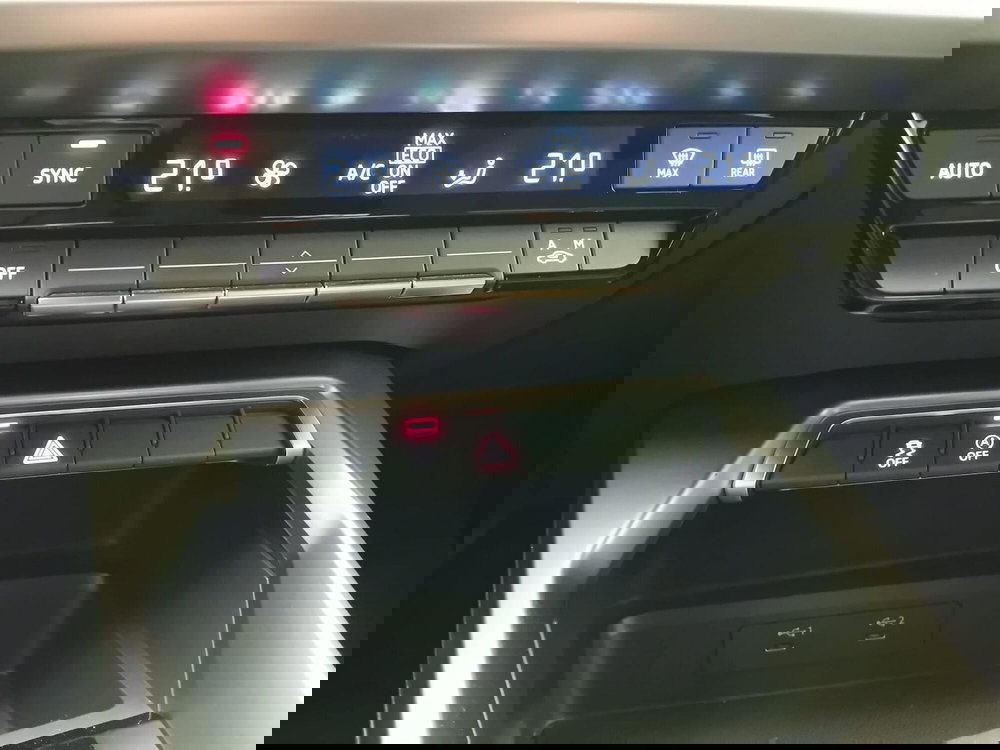 Audi A3 Sportback usata a Bari (8)