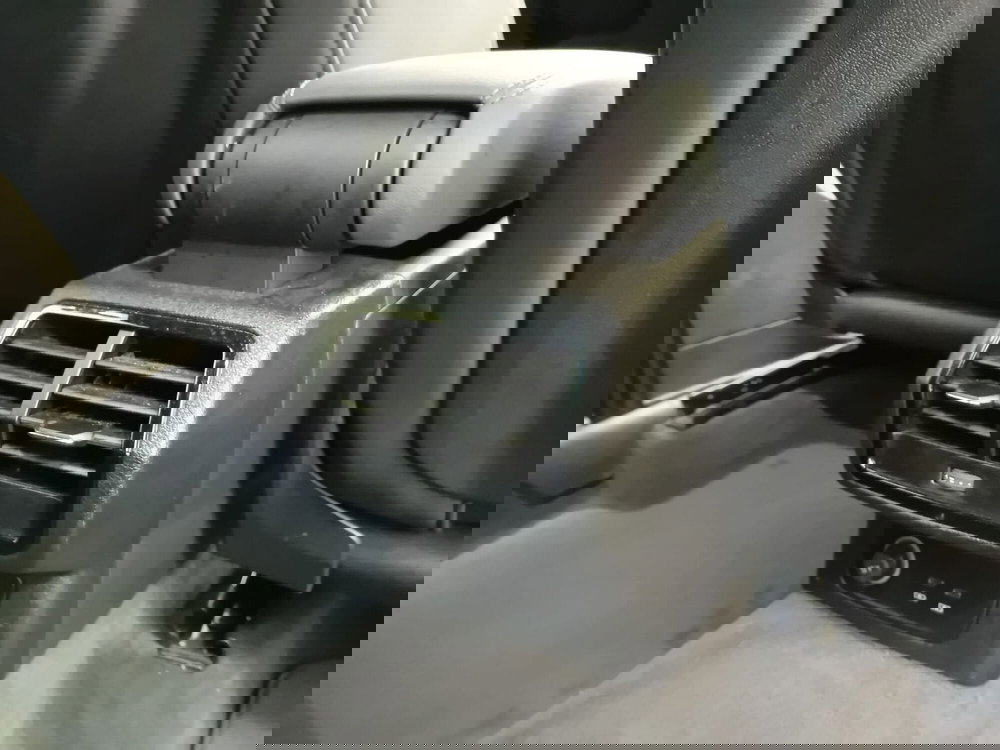 Audi Q3 usata a Bari (17)