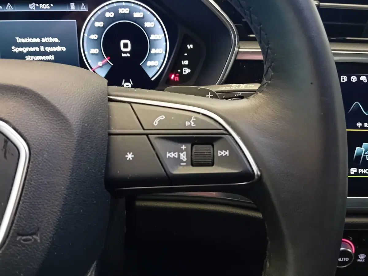 Audi Q3 usata a Bari (7)