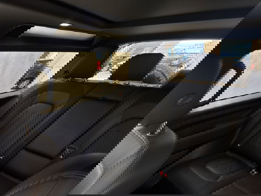 Land Rover Defender usata a Modena (11)