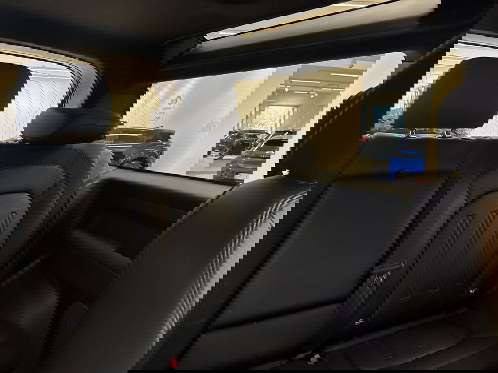 Land Rover Defender usata a Modena (13)