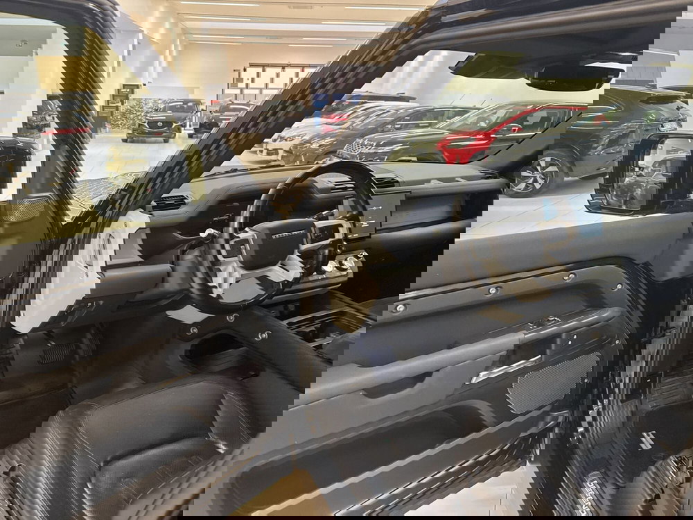 Land Rover Defender usata a Modena (14)