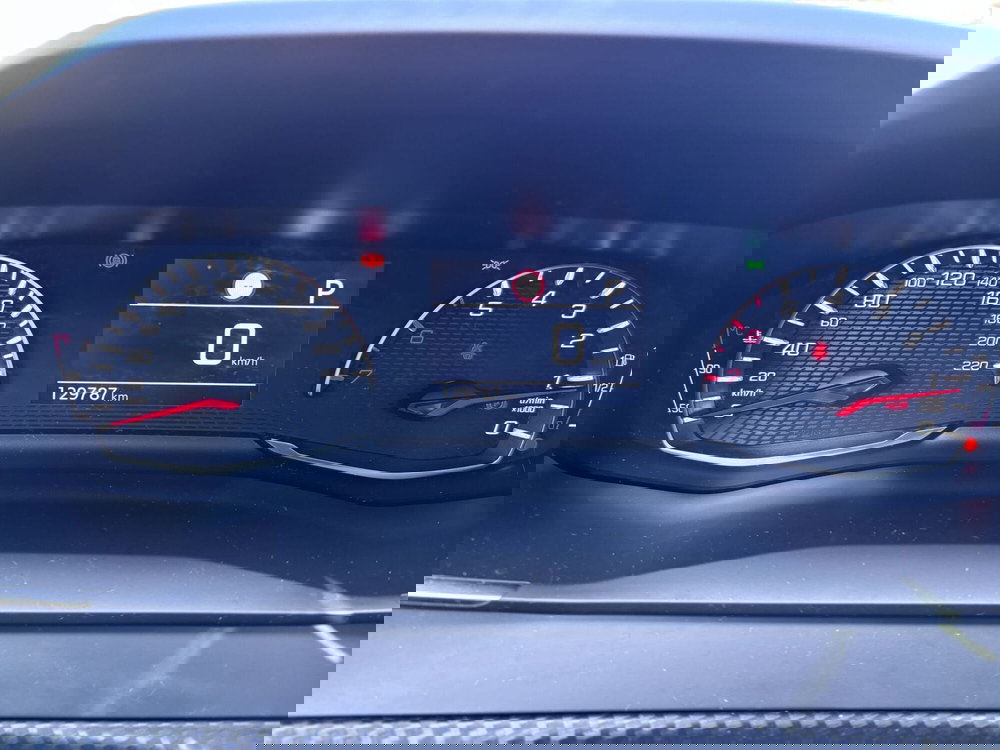 Peugeot 2008 usata a Ancona (14)