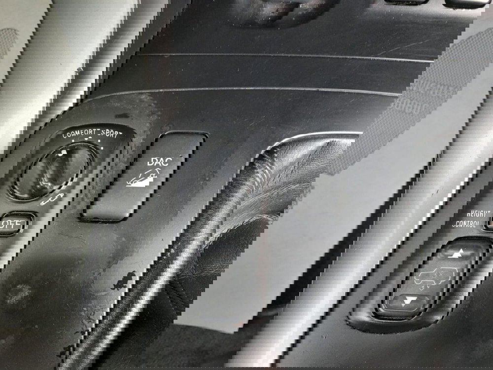 Toyota Land Cruiser usata a L'Aquila (6)