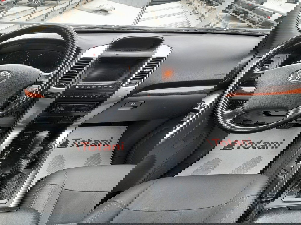 Toyota Land Cruiser usata a L'Aquila (7)