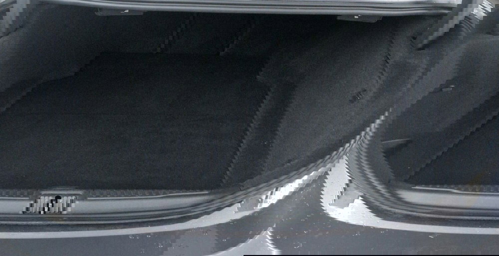 Alfa Romeo Giulia usata a Terni (10)