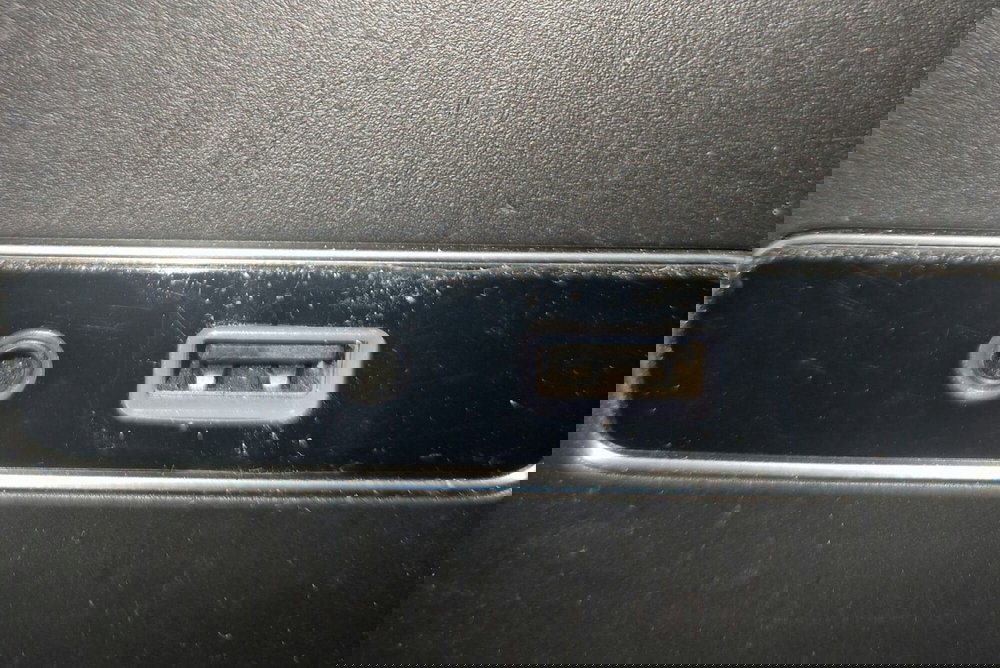 Alfa Romeo Giulia usata a Terni (13)