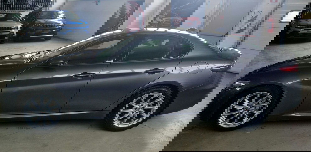 Alfa Romeo Giulia usata a Terni (3)