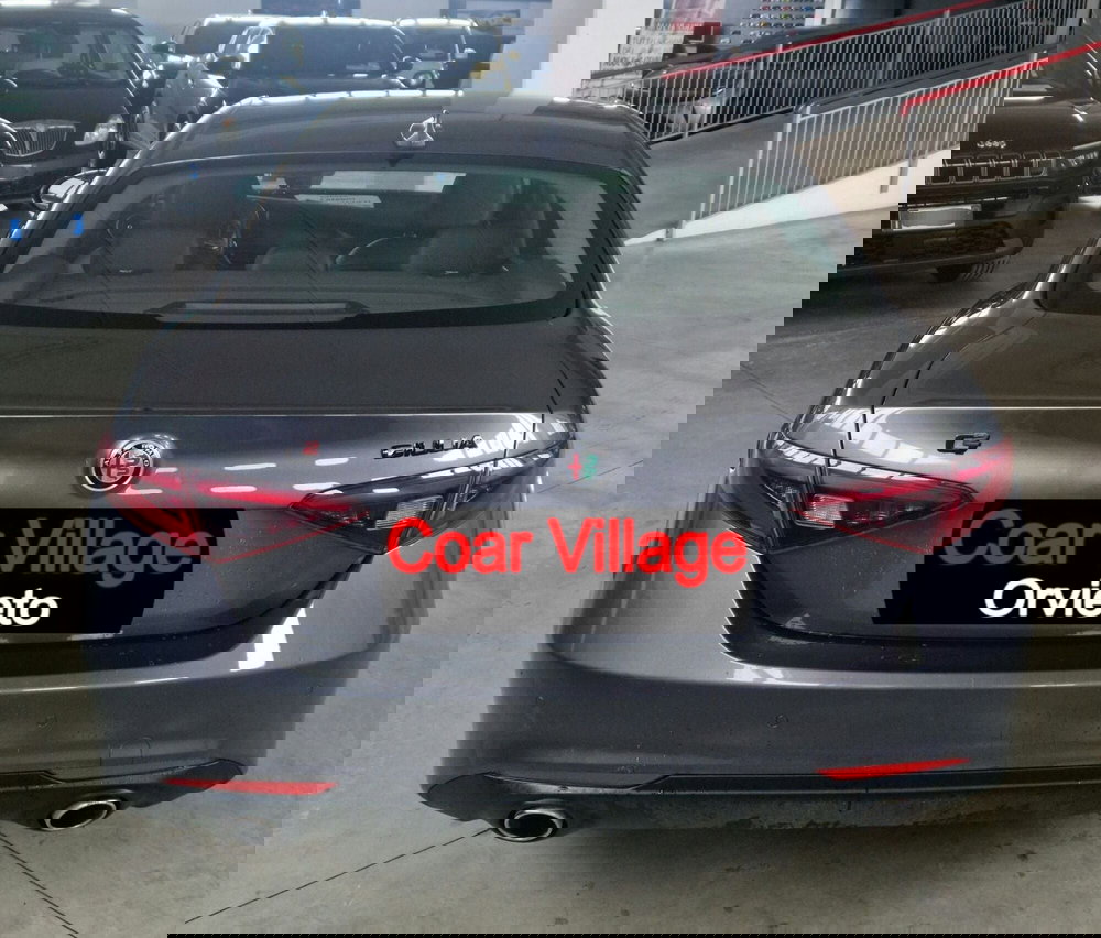 Alfa Romeo Giulia usata a Terni (5)