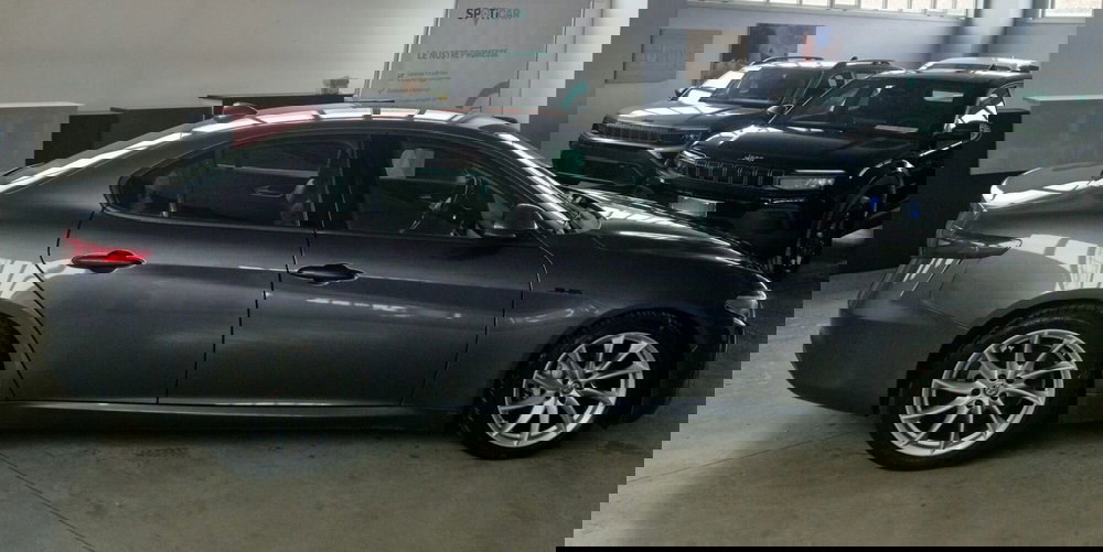 Alfa Romeo Giulia usata a Terni (6)