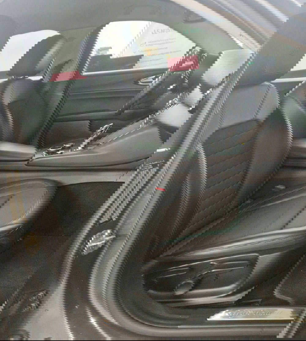 Alfa Romeo Giulia usata a Terni (8)
