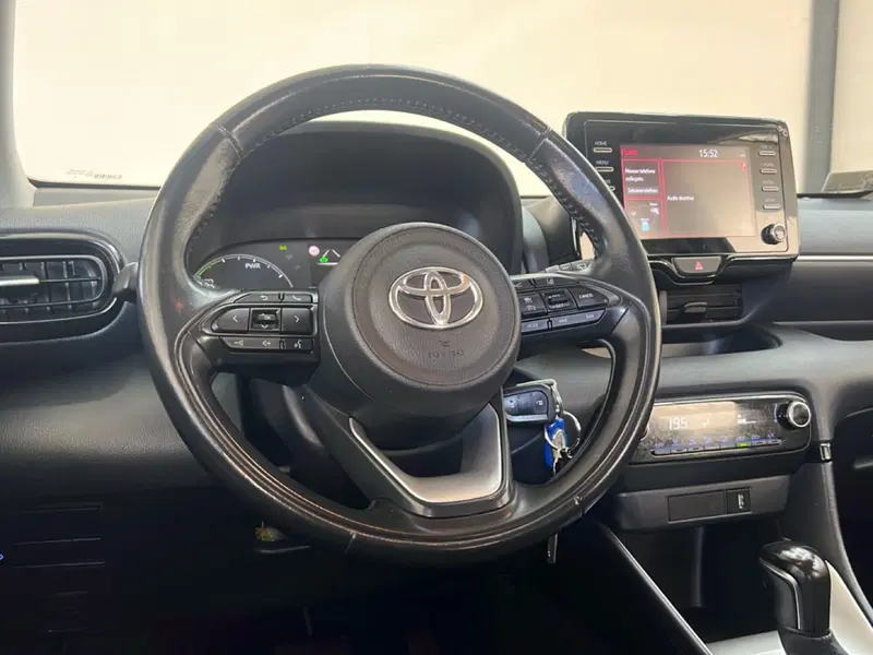 Toyota Yaris usata a Roma (12)