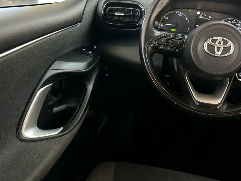 Toyota Yaris usata a Roma (13)