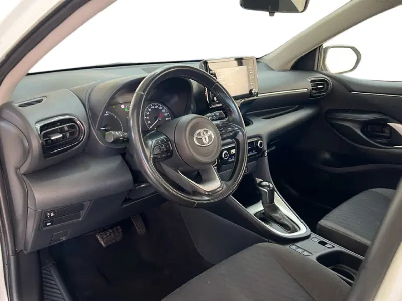 Toyota Yaris usata a Roma (15)