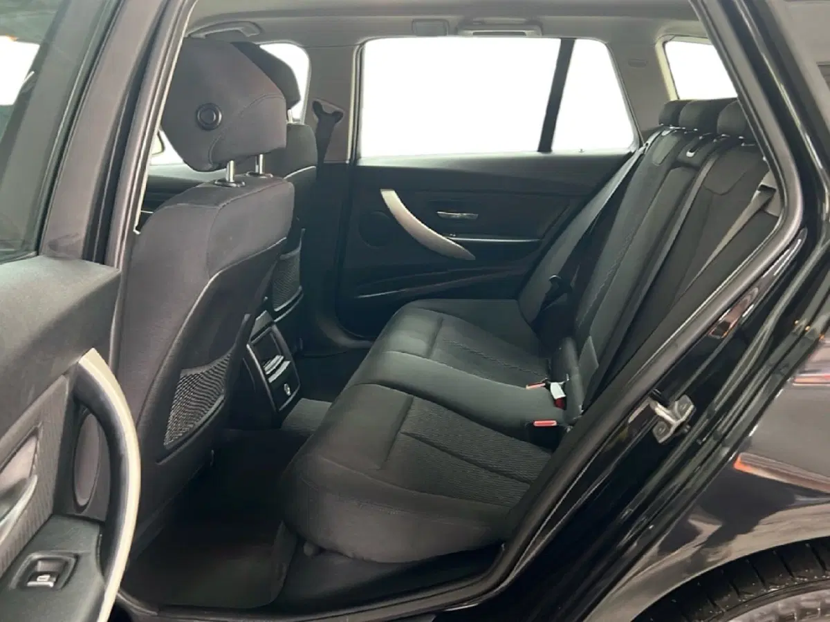BMW Serie 3 Touring usata a Roma (11)