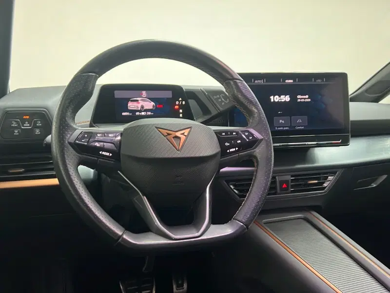 Cupra Born usata a Roma (12)