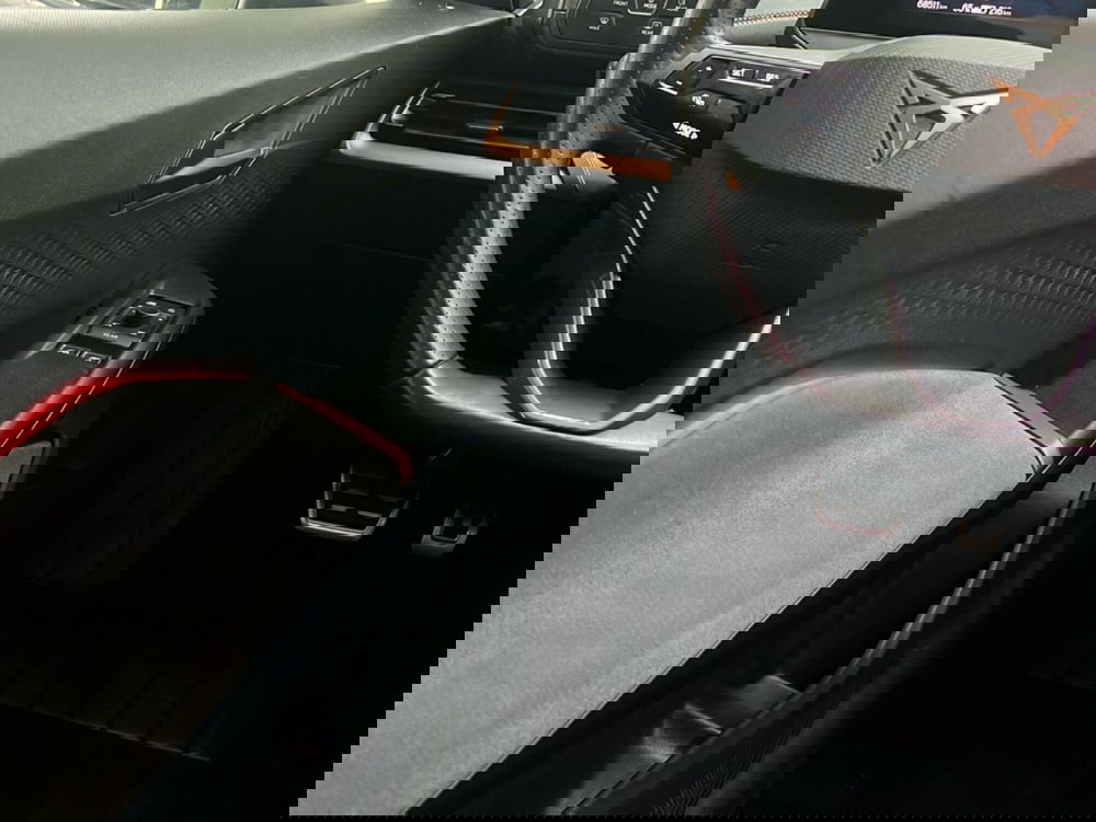 Cupra Born usata a Roma (13)