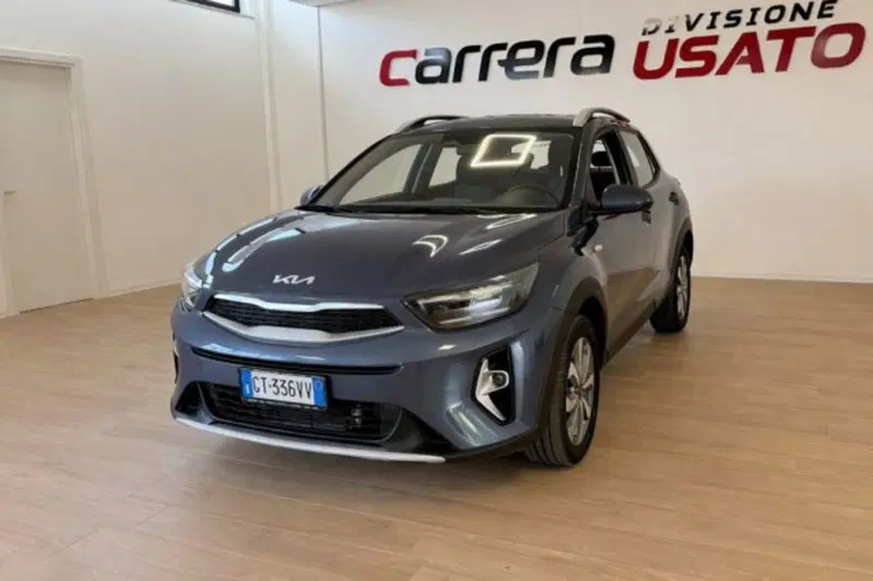 Kia Stonic usata a Latina (3)