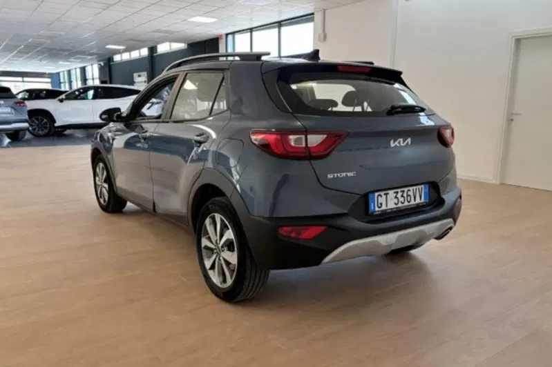 Kia Stonic usata a Latina (5)