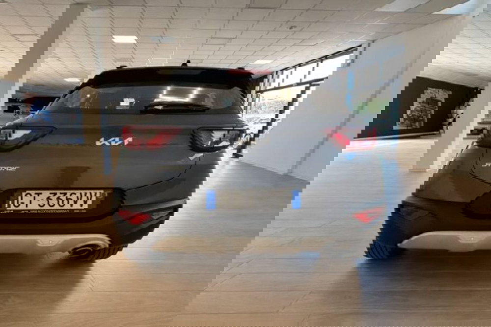 Kia Stonic usata a Latina (6)