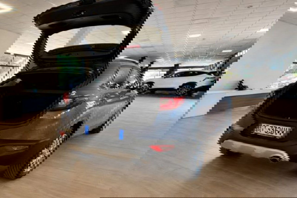 Kia Stonic usata a Latina (7)