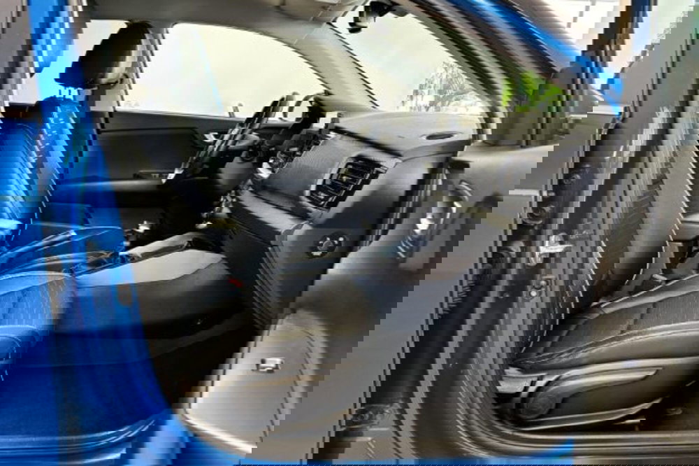 Kia Stonic usata a Latina (8)