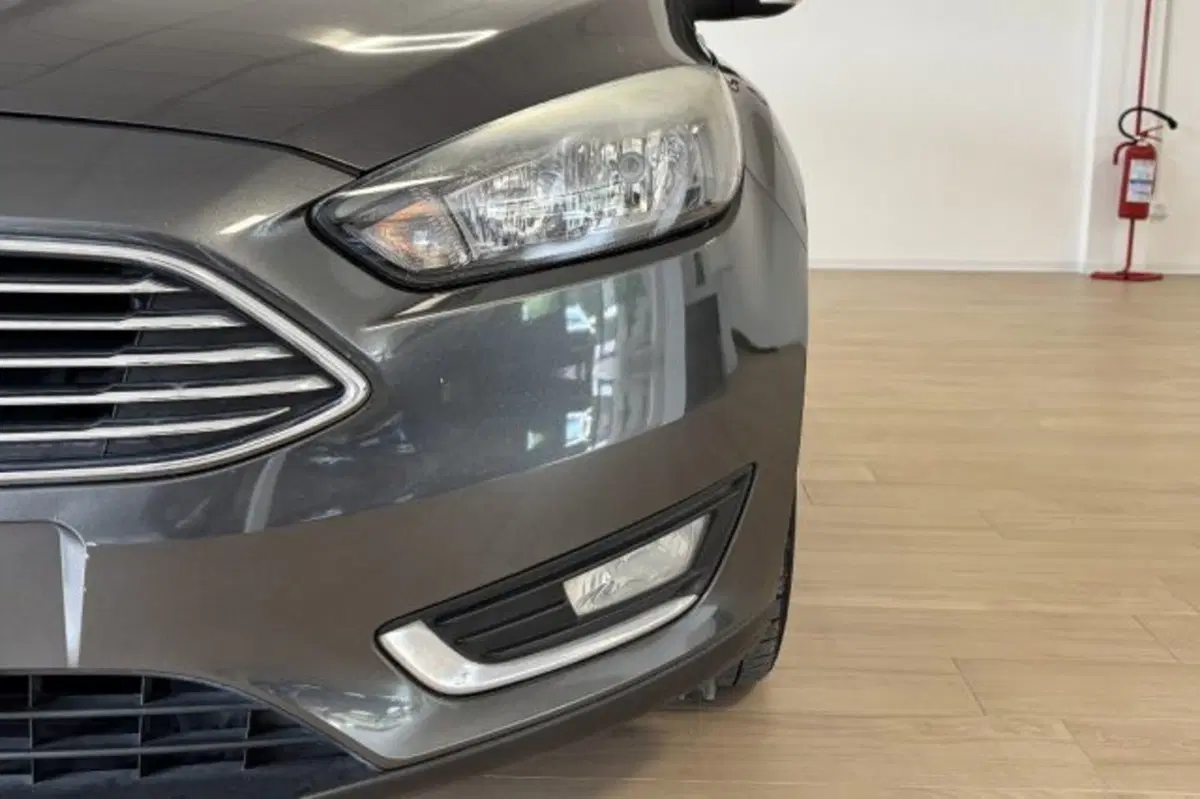 Ford Focus Station Wagon usata a Latina (11)