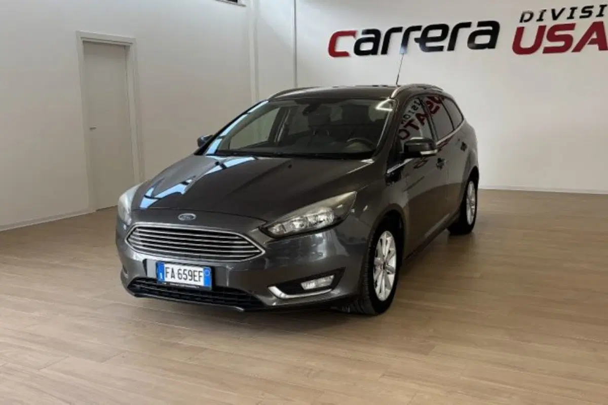 Ford Focus Station Wagon usata a Latina (3)