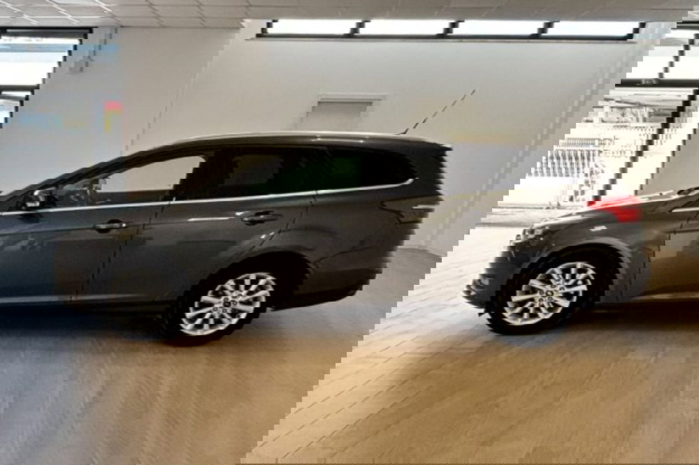 Ford Focus Station Wagon usata a Latina (4)