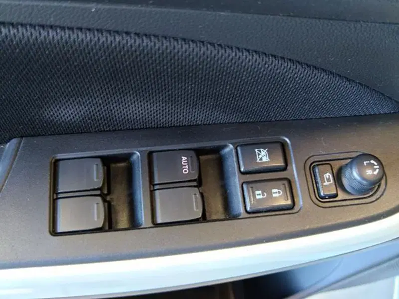 Suzuki Swift usata a Varese (10)
