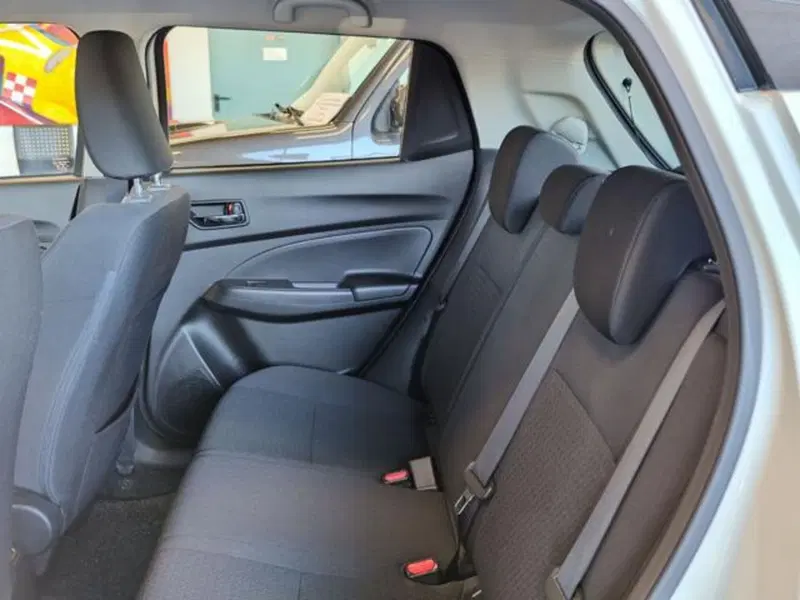 Suzuki Swift usata a Varese (12)