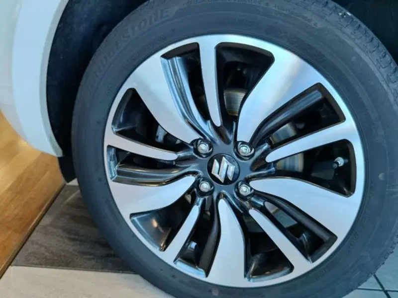 Suzuki Swift usata a Varese (14)