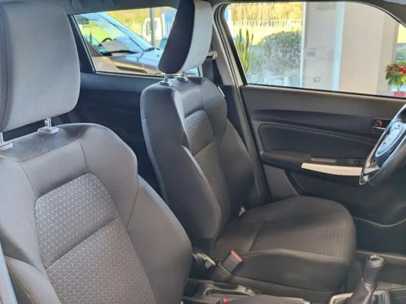 Suzuki Swift usata a Varese (15)
