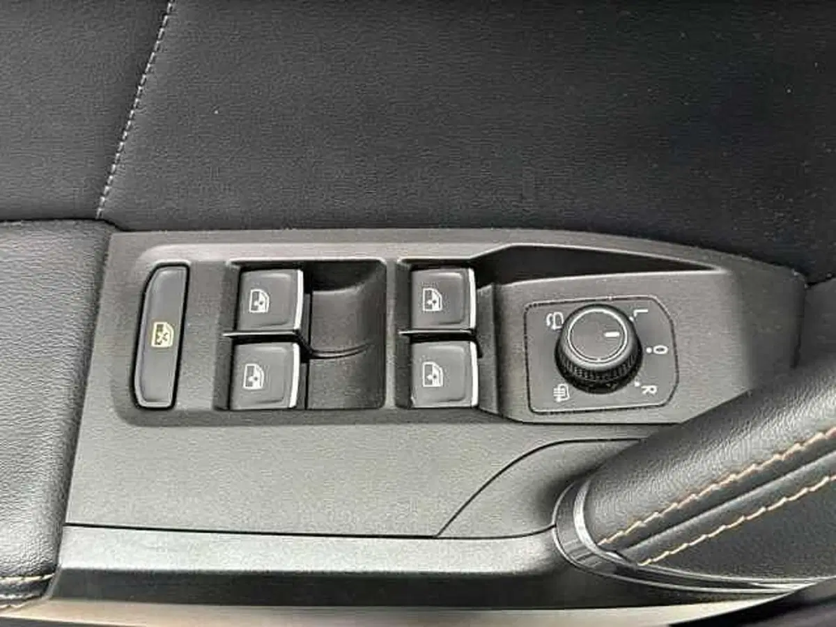 Cupra Formentor usata a Vicenza (12)