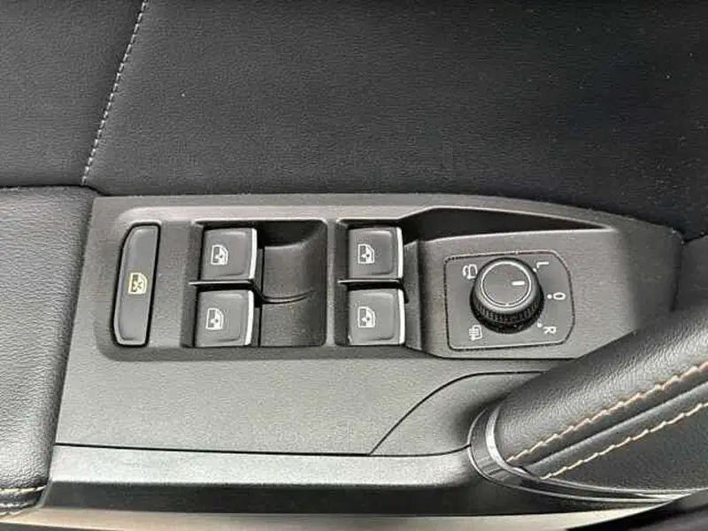 Cupra Formentor usata a Vicenza (12)