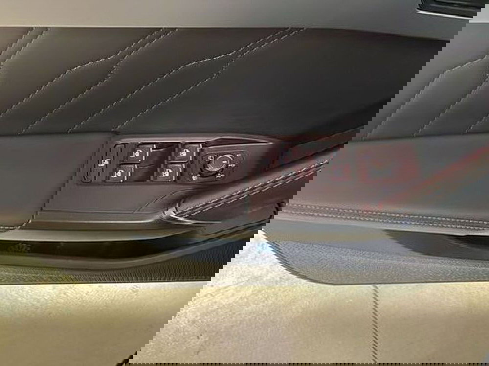 Cupra Formentor usata a Vicenza (19)