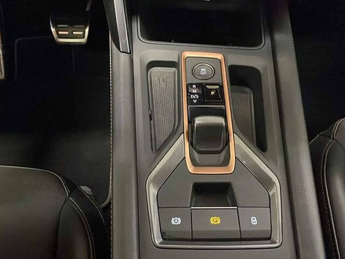 Cupra Leon usata a Vicenza (11)