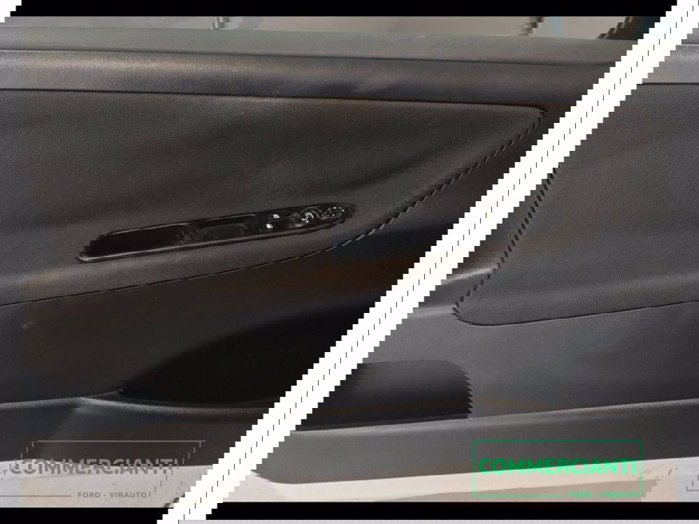 Peugeot 207 Cabrio usata a Catania (10)