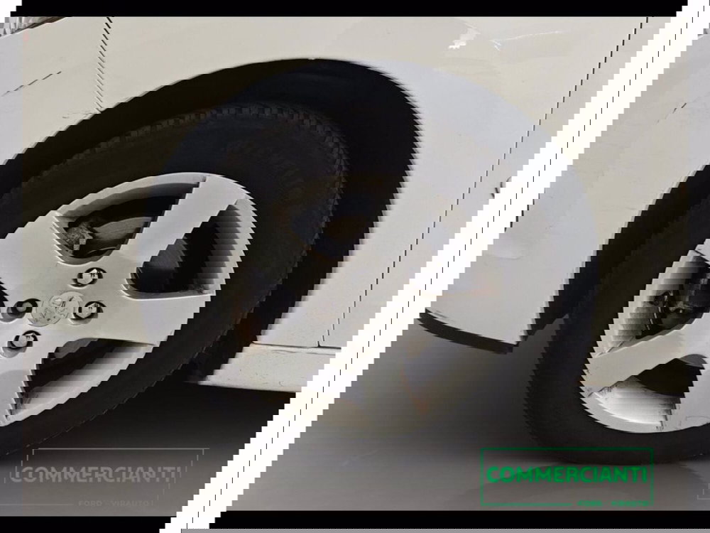 Peugeot 207 Cabrio usata a Catania (19)