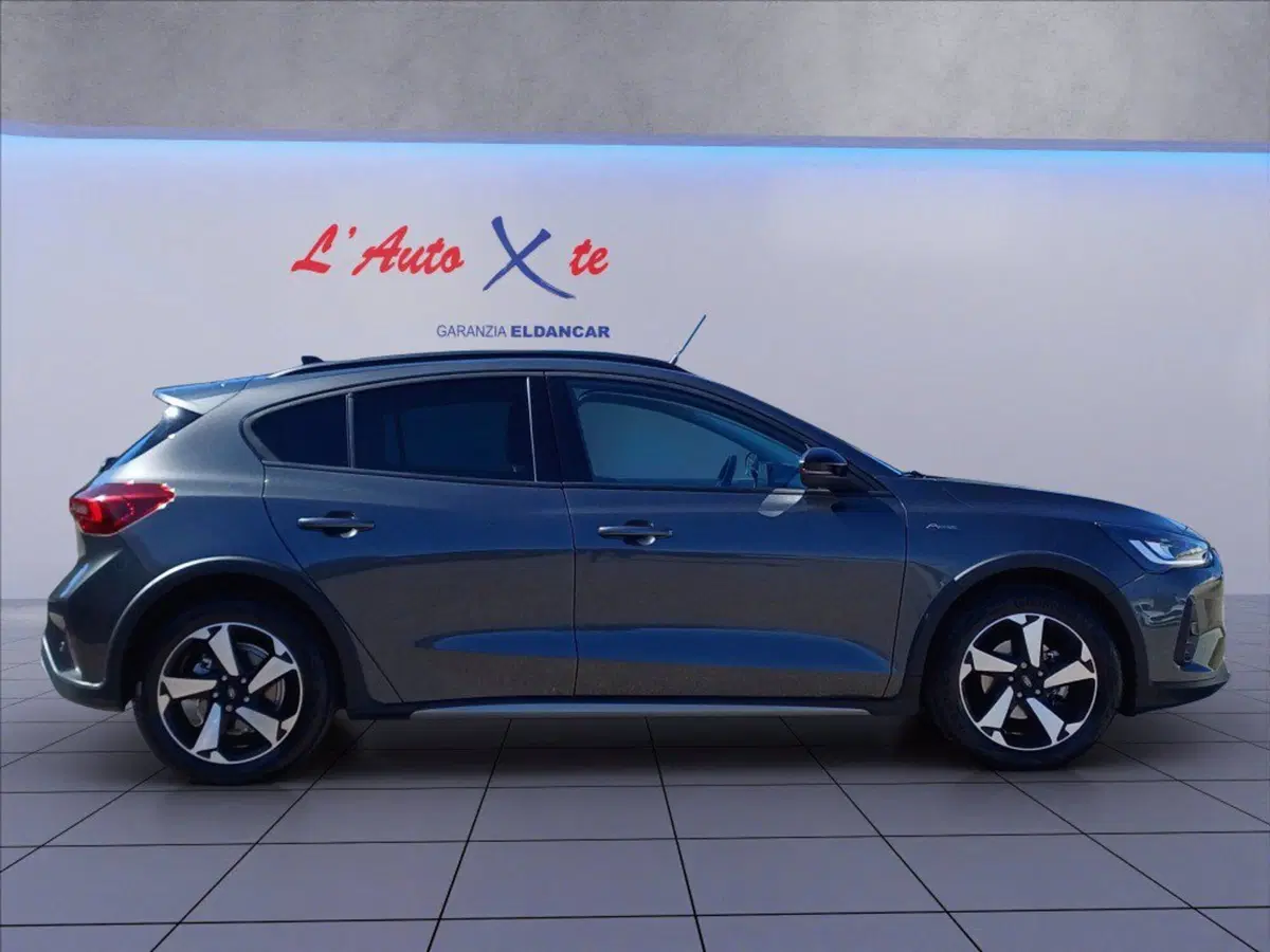 Ford Focus Station Wagon usata a Milano (4)