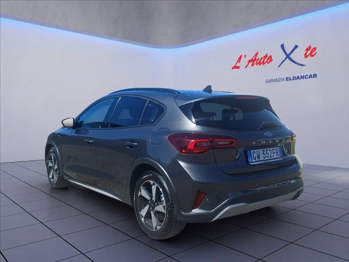 Ford Focus Station Wagon usata a Milano (8)