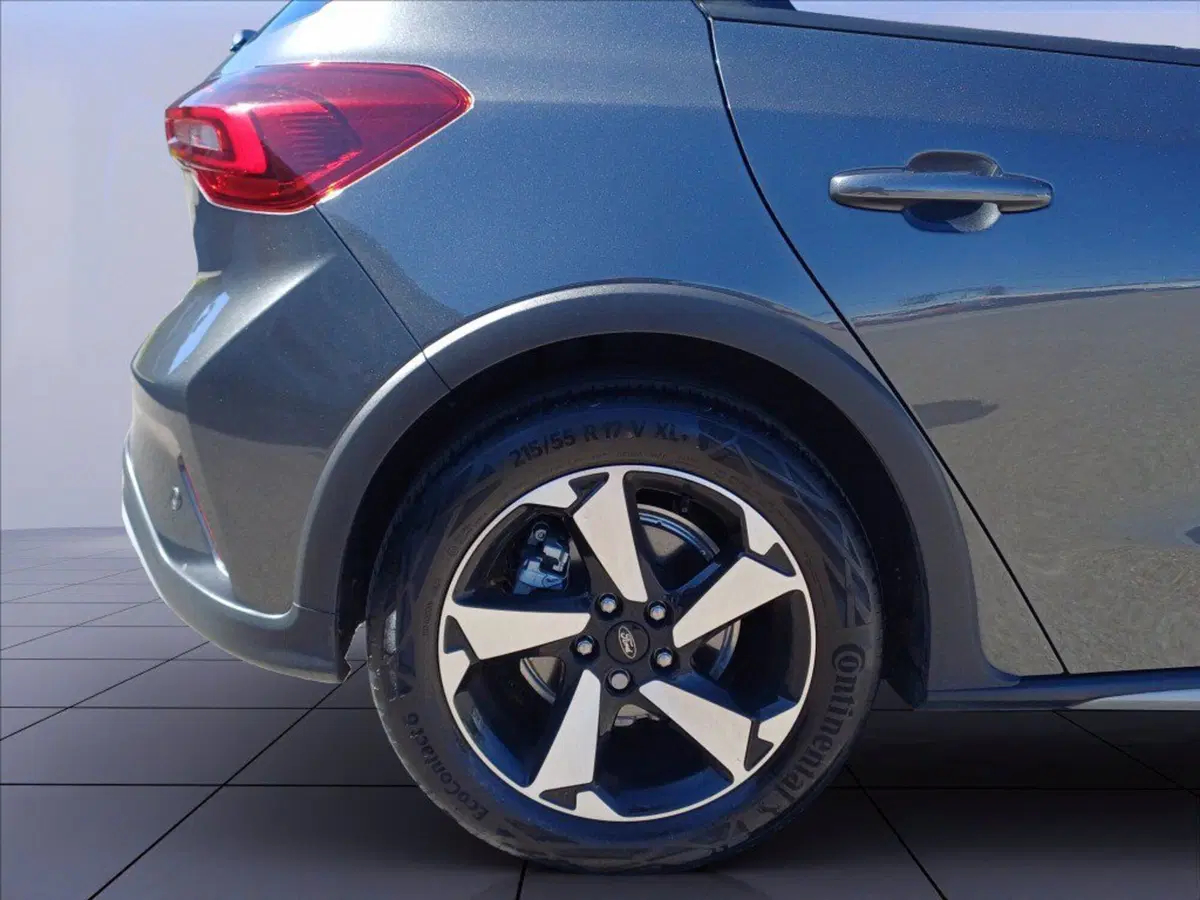 Ford Focus Station Wagon usata a Milano (9)