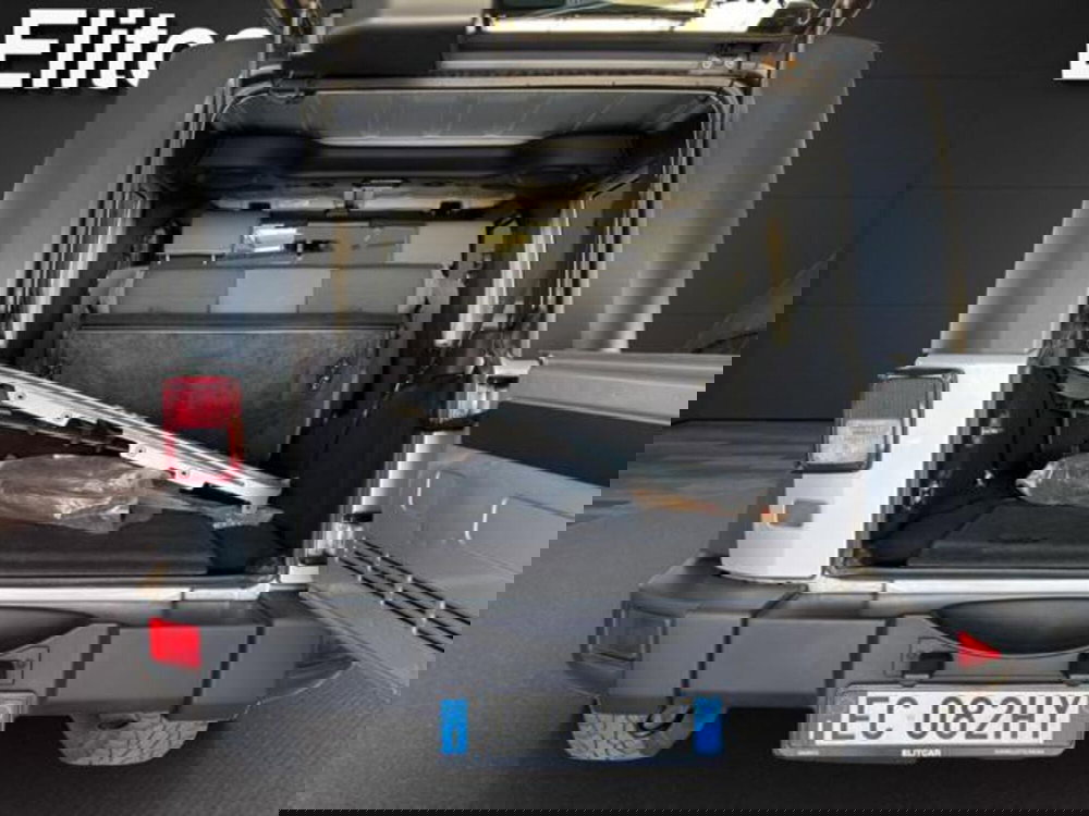 Jeep Wrangler Unlimited usata a Milano (5)