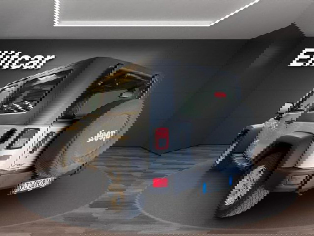 Jeep Wrangler Unlimited usata a Milano (6)