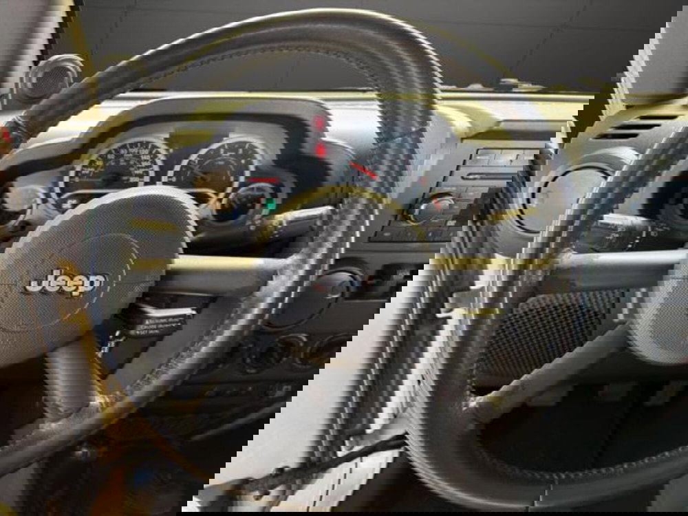 Jeep Wrangler Unlimited usata a Milano (8)