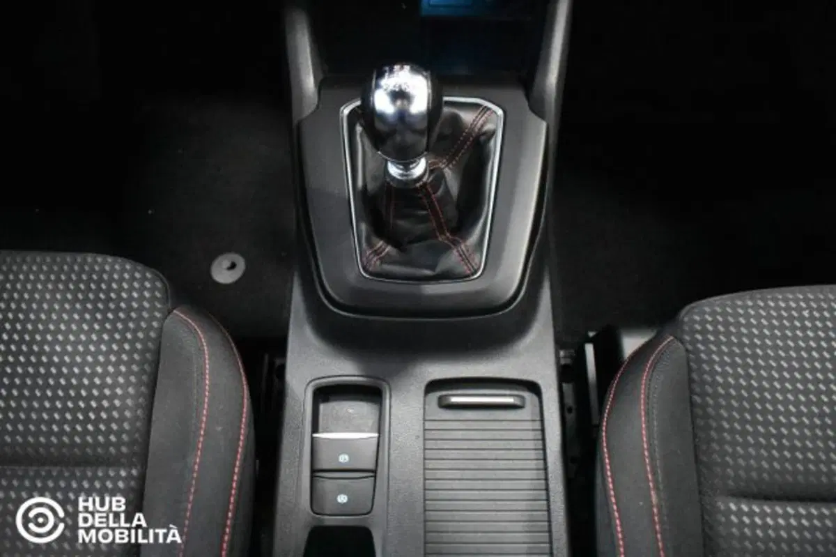 Ford Focus Station Wagon usata a Perugia (12)