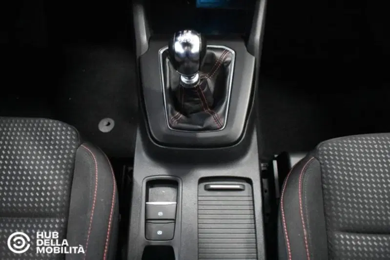 Ford Focus Station Wagon usata a Perugia (12)